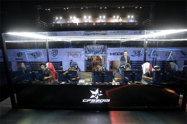 Fnatic 赢得了 2025 年布拉格征服赛：自 2022 年以来的第一个 lan 奖杯